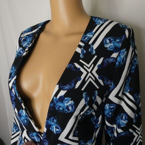 MINKPINK Open Front Blazer Jacket Chevron Print XS - Picture 2 of 11